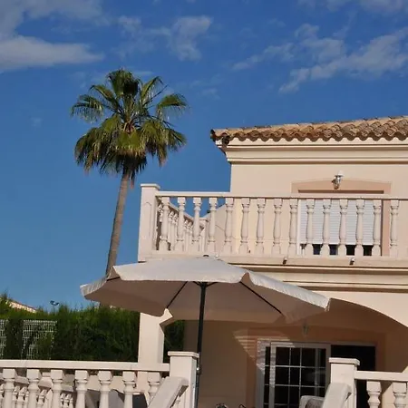 Holiday home Three Houses *